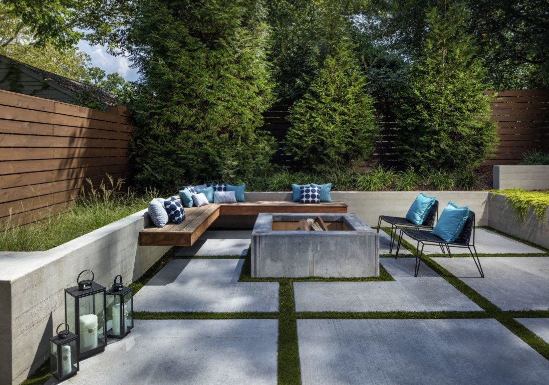 Modern decorative concrete pool deck and patio in Paso Robles, CA